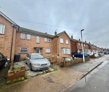 3 bedroom terraced house to rent - Photo 6