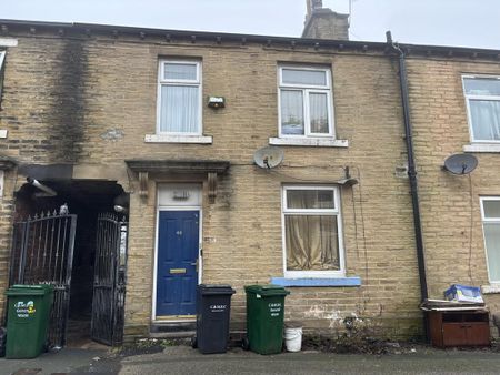 2 bedroom terraced house to rent - Photo 2