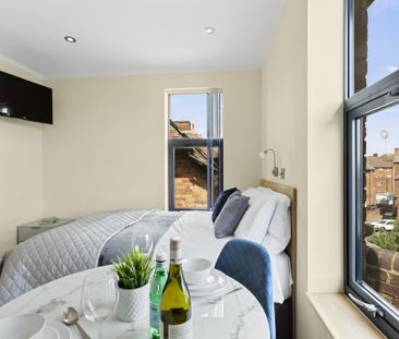 Studio to rent - Photo 2