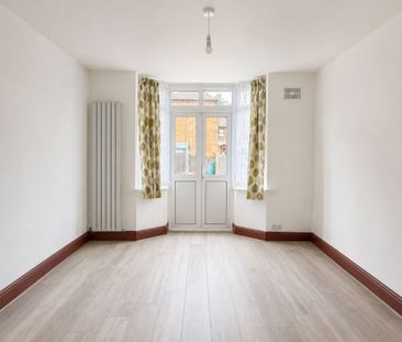Cavendish Avenue, Harrow - Photo 1