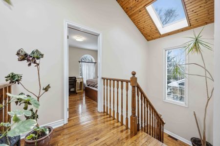 For Lease - 8 View Street, Ajax, Ontario - Photo 3