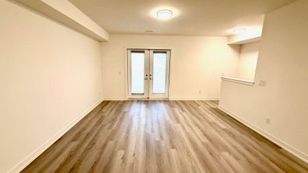 For Lease - 56B East Drive Unit# Unit 4, Toronto, Ontario - Photo 3