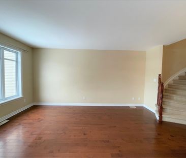 For Lease - 15 Madelon Drive, Barrhaven, Ontario - Photo 1