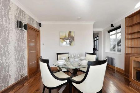 3 bedroom flat to rent - Photo 2