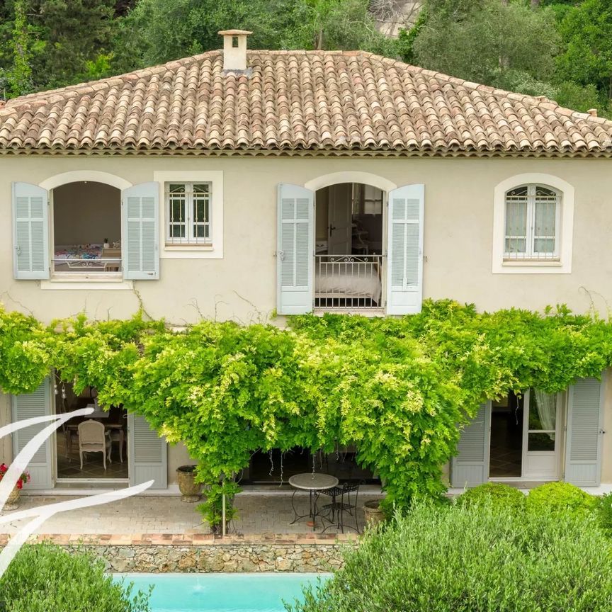 Maison à louer Mougins, Cote d'Azur, France - Photo 1