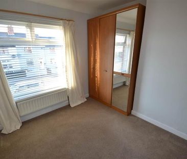 75 Clandeboye Road, Bangor, BT20 3JQ - Photo 4