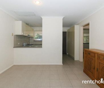 2 bedroom, 1 bathroom home - Photo 1