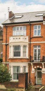 East Hill, SW18 2QB, London - Photo 4