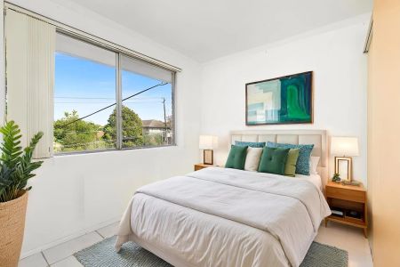 Conveniently Located One-Bedroom Apartment in West Ryde - Photo 3