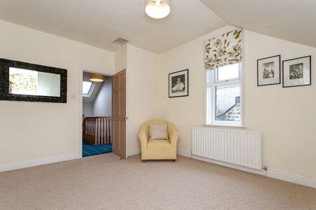 3 bedroom maisonette to rent - Photo 5