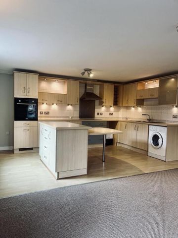 2 bedroom apartment to rent - Photo 4