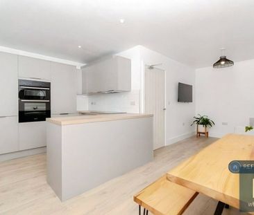 Bellcote Drive, Moldgreen, Huddersfield, HD5 - Photo 5