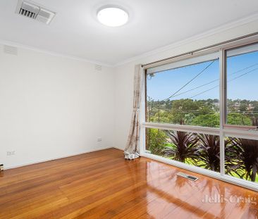 3 Aintree Court, Greensborough - Photo 2