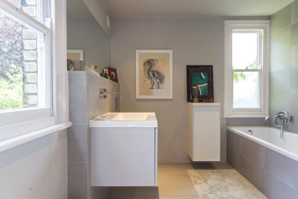 5 bedroom detached house to rent - Photo 1