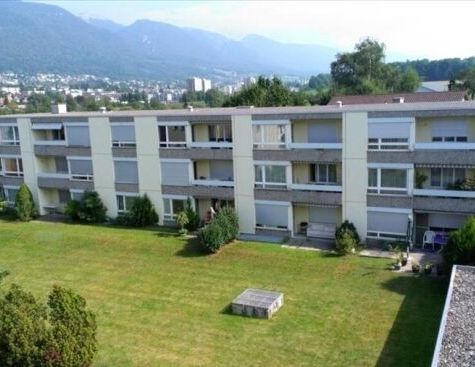 Living in a quiet location - close to the recreation area and the train station - Foto 1