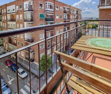 Calle de Sancho Dávila, Madrid, Community of Madrid 28028 - Photo 1