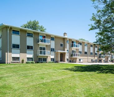 Two Bedroom Apartment - Photo 2