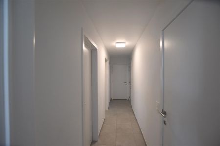 Prachtig 2-slpk. app - bew. opp. van 87m² te centrum Tielen. - Foto 4