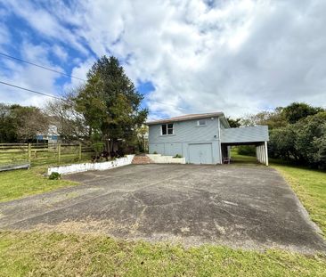 Spacious Family Home - Photo 4