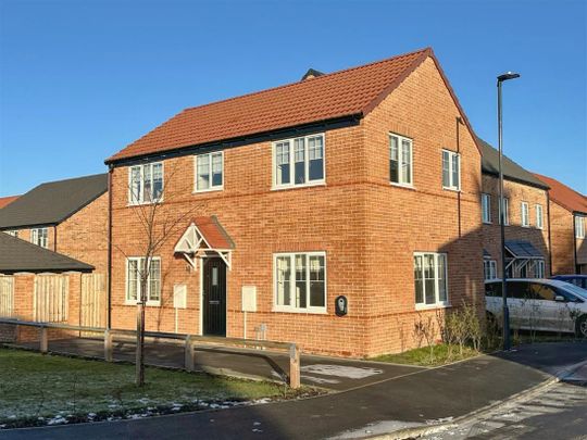 Walnut Close, Easingwold, York - Photo 1