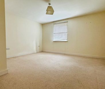 1 bedroom coach house to rent - Photo 4