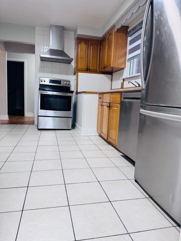 For Lease - 53 Fitzgibbon Avenue, Toronto, Ontario - Photo 3