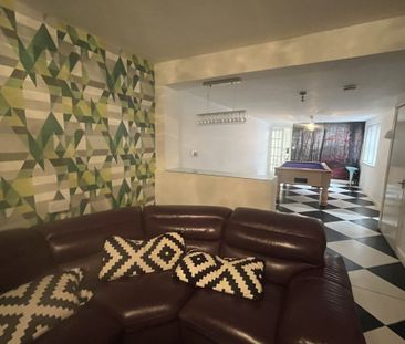 Bristol Road - Photo 6