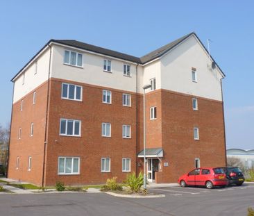 Edmund Court, Bromborough - Photo 4