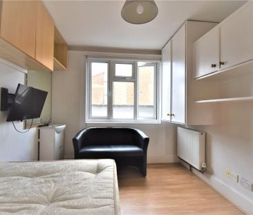 Bedsit, Coleridge Road, N4 - Photo 1