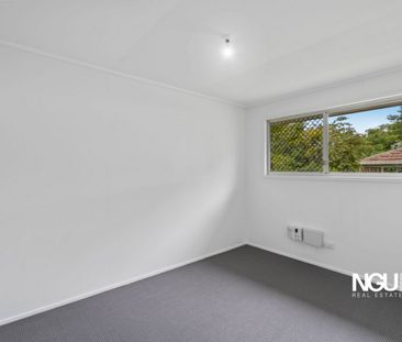 A Practical, Low-Maintenance Home Designed for Everyday Comfort - Photo 2