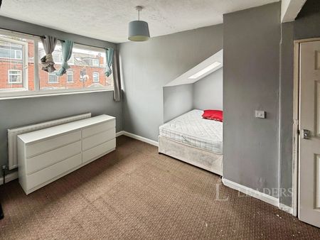 2 bedroom house to rent Ebor Place, LS6 - Photo 4