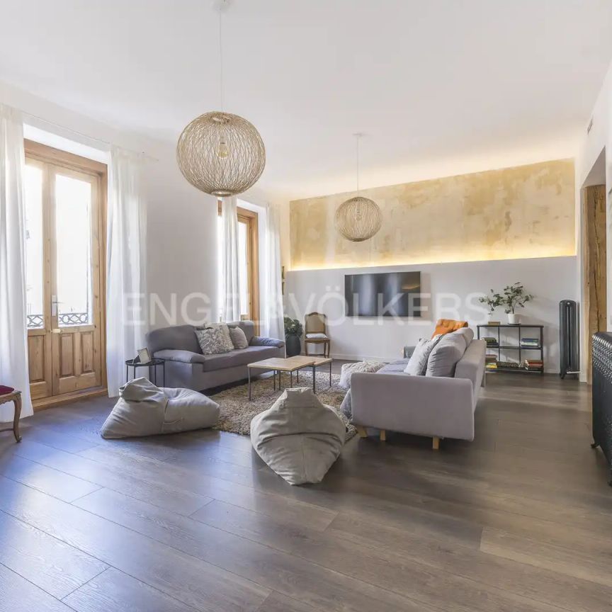 Piso de alquiler en Calle de Esparteros, Sol - Photo 1