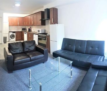 7 bedroom semi-detached house to rent - Photo 1