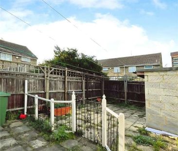 Mortimer Road, London, E6 - Photo 6