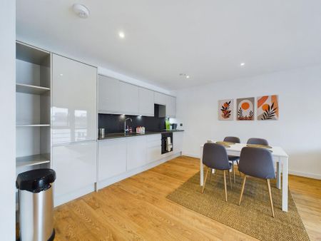 1 bedroom ground floor flat to rent - Photo 2