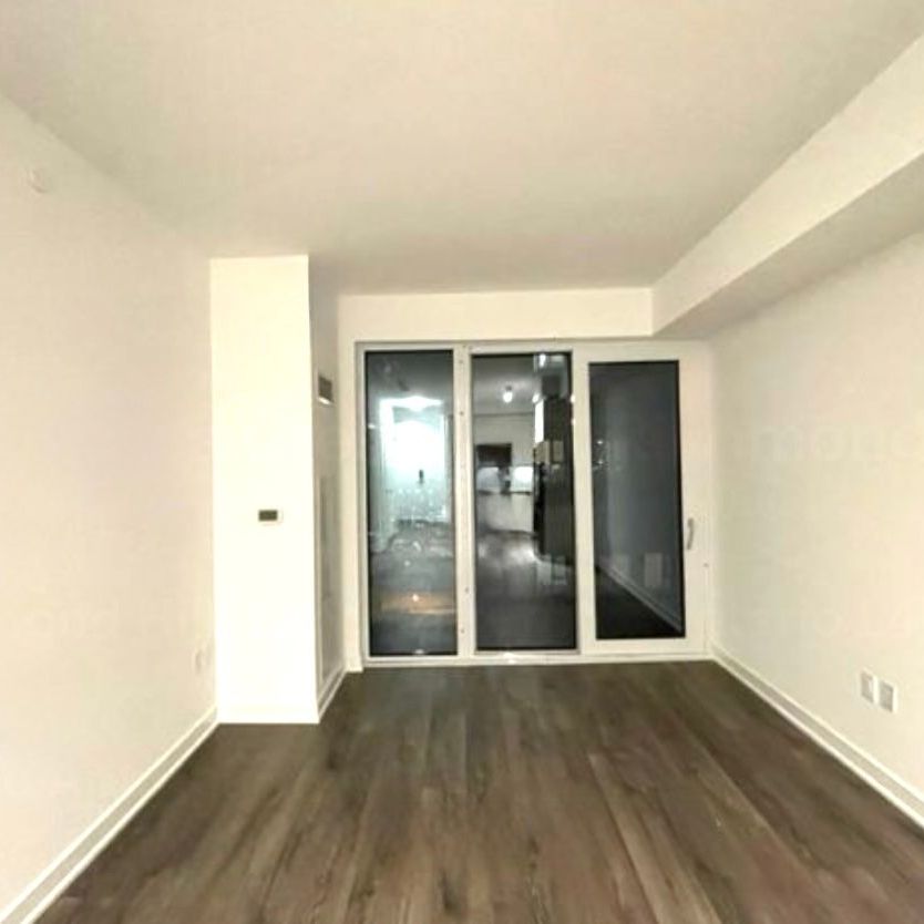 For Lease - 105 Oneida Crescent Unit# 2002, Richmond Hill, Ontario - Photo 1