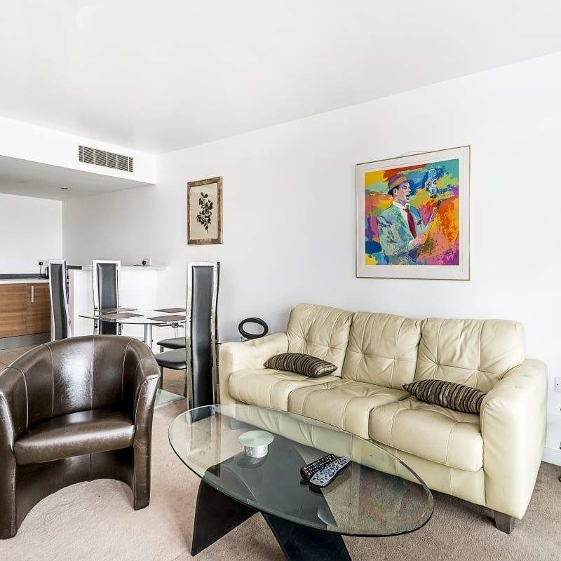 1 bedroom apartment to rent - Photo 1