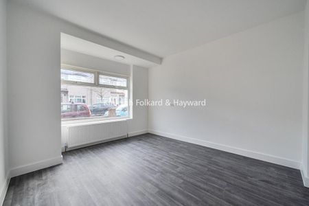 4 bedroom terraced house to rent - Photo 2