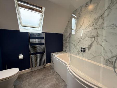 5 bedroom detached house to rent - Photo 5