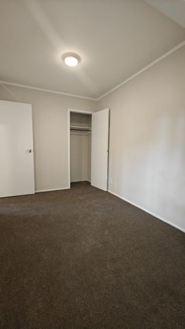 Property Management1/4 Mahuta Grove, Northcote - House for Rent - Photo 3