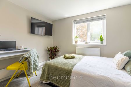 Room 1 - Photo 4