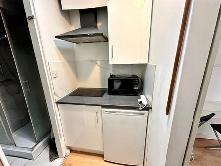 Studio to rent - Photo 3