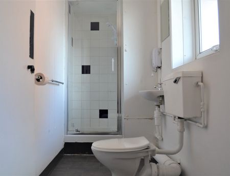 2 Bed Flat, Marquis Street, LE1 - Photo 5