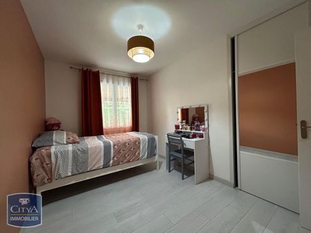 Location Maison 4 pièces 84m² CHATEAUROUX 36000 - Photo 5