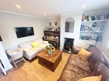 3 bedroom terraced house to rent - Photo 2