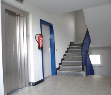 Preisgünstige Familienwohnung mit Balkon und tollem Wohnungsschnitt - Photo 1