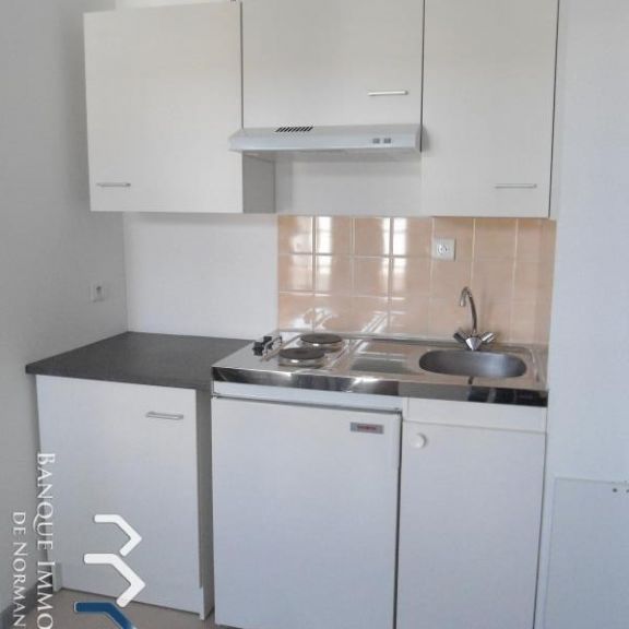 Location Appartement 1 pièce 14m² - Photo 1