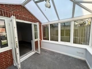 2 bedroom house to rent - Photo 3