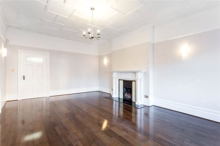 Oakwood Court, London, W14 ground floor flat to rent - Photo 2