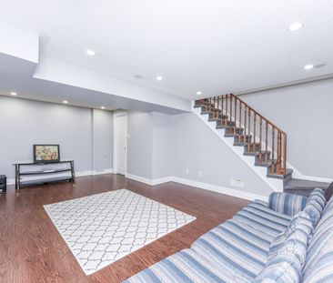 For Lease - 32 Lockheed Crescent, Brampton, Ontario - Photo 5